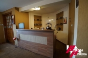 Inchiriez o pensiune de 3 margarete,amplasata in apropiere de gara,12 camere+restaurant