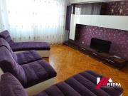 Inchiriez apartament 4 camere, decomandate ,confort 1 situat in Strand -strada Hategului